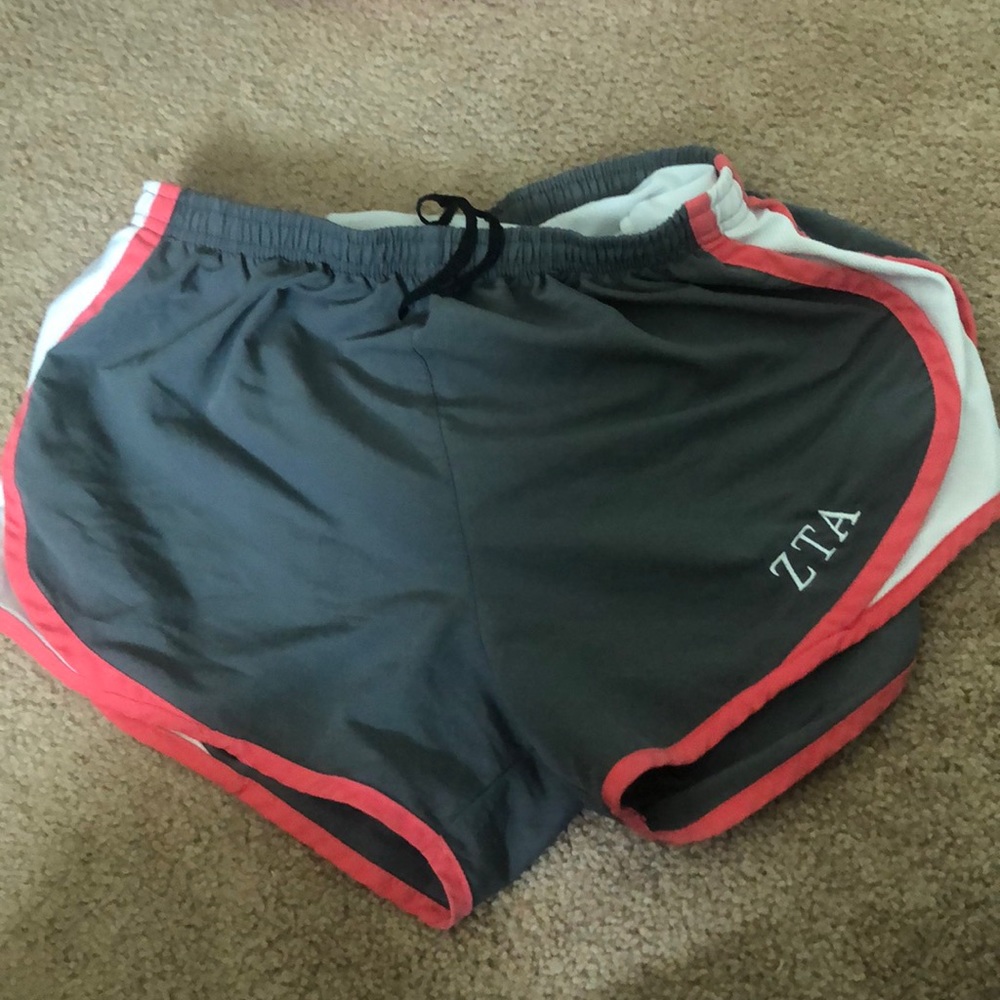 ZTA athletic shorts